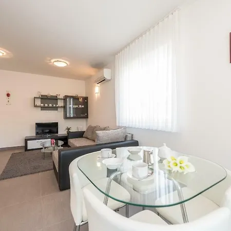 Appartement Kljajic *