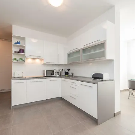 Kljajic Appartement *